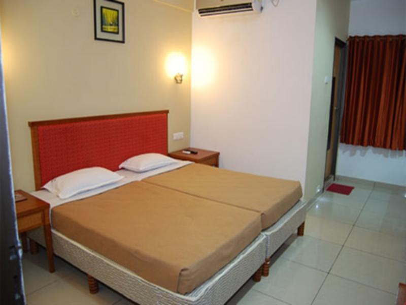 Pl A Residency Trichy Hotel Tiruchirappalli Екстериор снимка