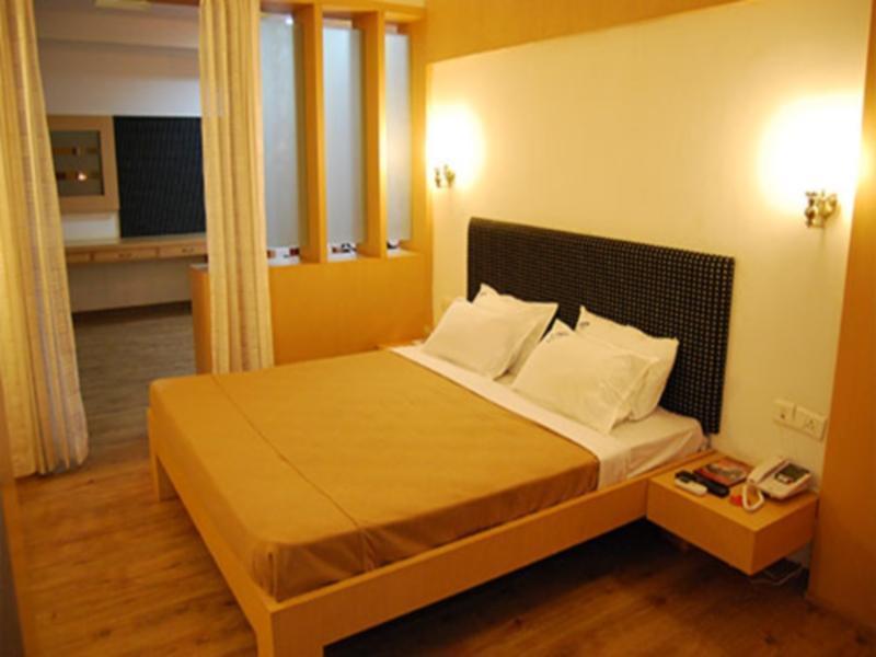 Pl A Residency Trichy Hotel Tiruchirappalli Екстериор снимка